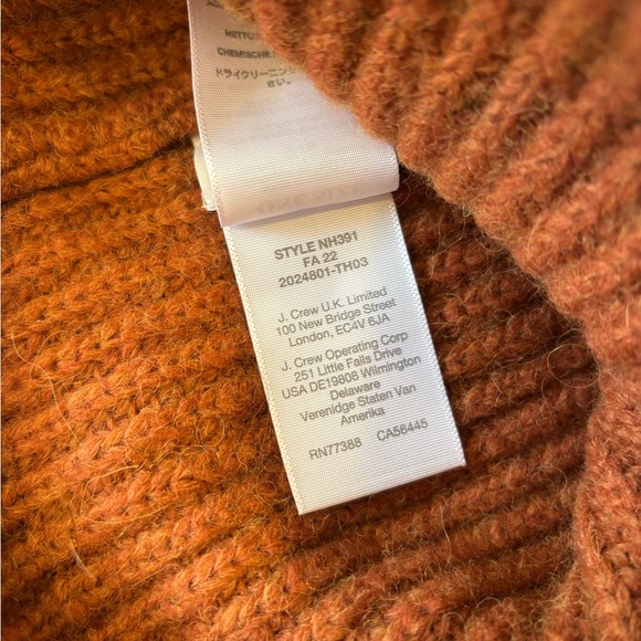 Madewell Alpaca-Blend Cuffed Beanie in Heather Rust - Picture 5 of 6